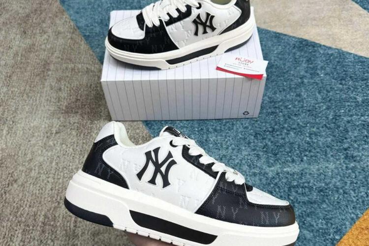 Giày MLB Chunky Liner Embo Monogram White Black Trắng Đen