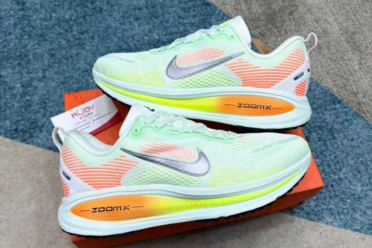 Giày Nike Vomero 18 Running Shoes Xanh đỏ bạc