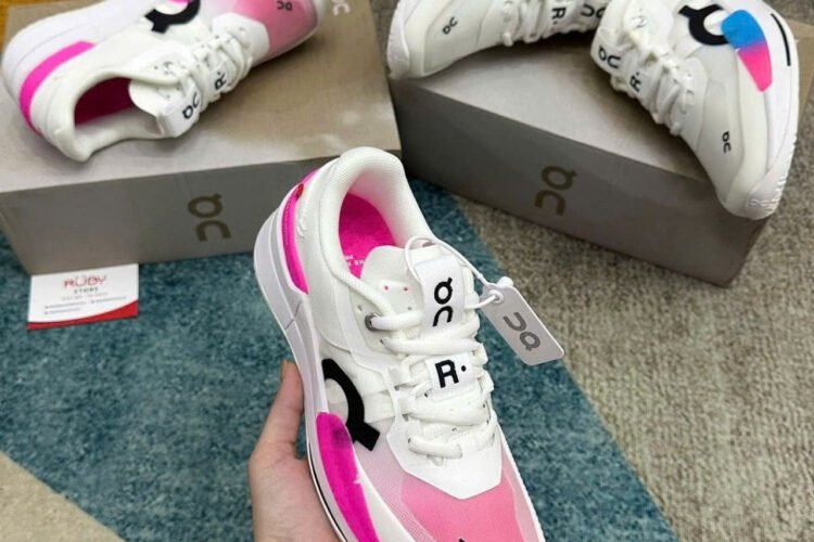 Giày On Running Roger Pro 2 WMNS White Pink Trắng Hồng