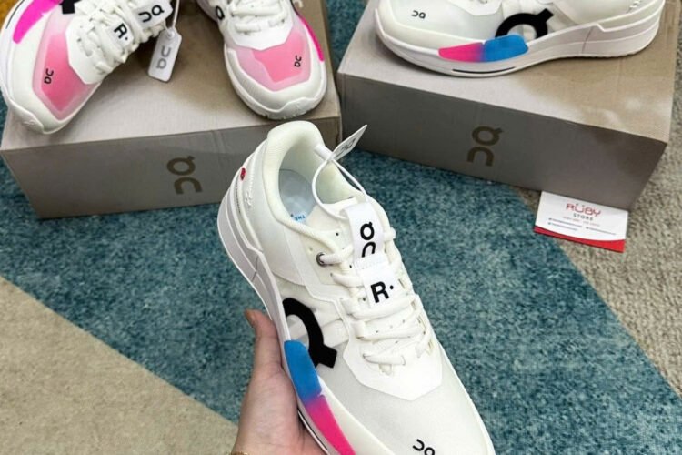 Giày On Running Roger Pro 2 White Malibu Trắng Xanh Dương