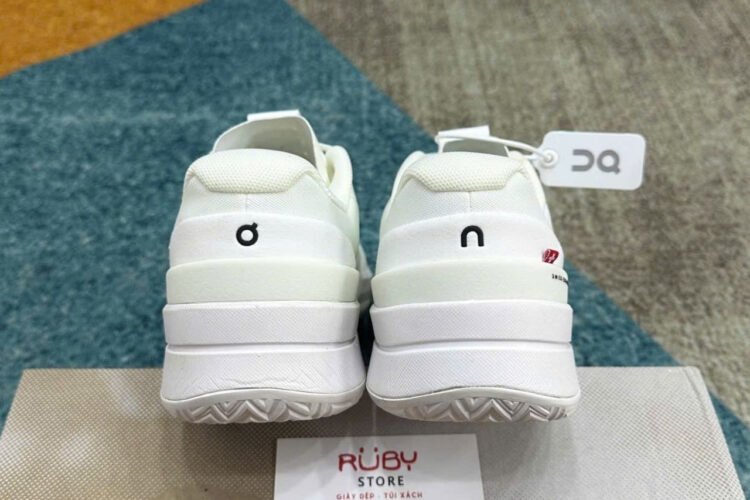 Giày On Running Roger Pro 2 White Malibu Trắng Xanh Dương