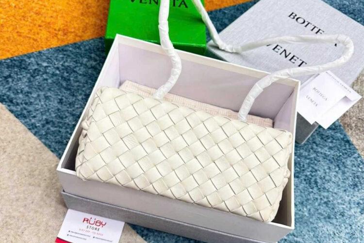 Túi Botega Veneta Small Andiamo Intrecciato Lambskin Size 25 Màu Kem