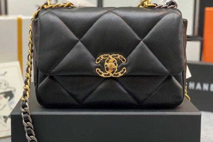 Túi CN 19 Flap Bag Black Lambskin GHW 26CM Màu đen Best Pháp