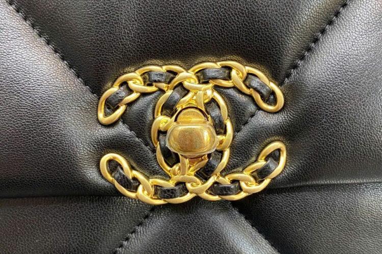 Túi CN 19 Flap Bag Black Lambskin GHW 26CM Màu đen Best Pháp