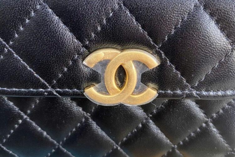 Túi CN 22B Extra Mini Handle Clutch With Chain Black Lambskin đen Best Pháp