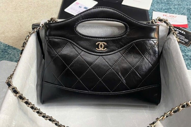 Túi CN 24C Mini Nano 31 Bag Black Calfskin GHW 20.5CM Màu đen