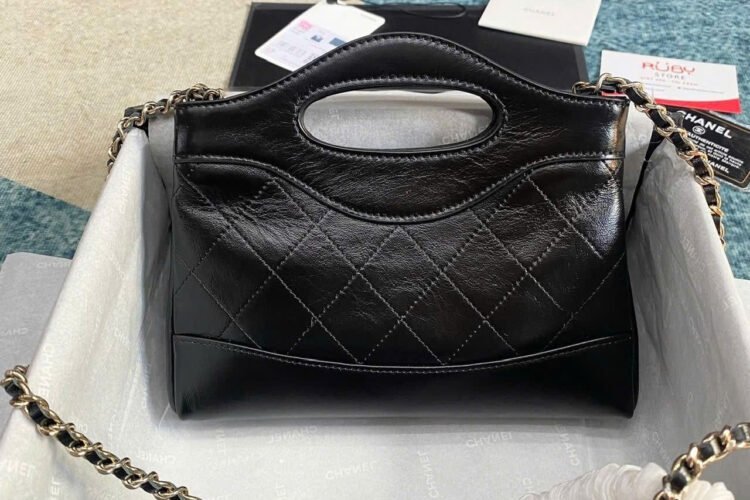 Túi CN 24C Mini Nano 31 Bag Black Calfskin GHW 20.5CM Màu đen