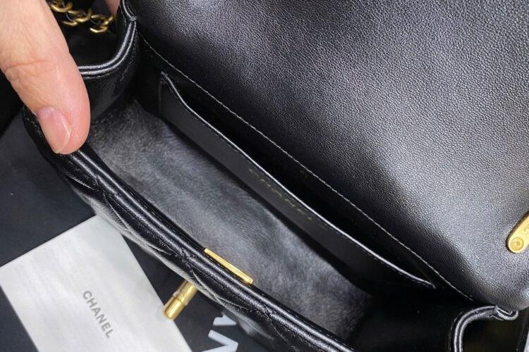 Túi CN 24P Mini Flap Bag Black Lambskin GHW 17CM Màu đen