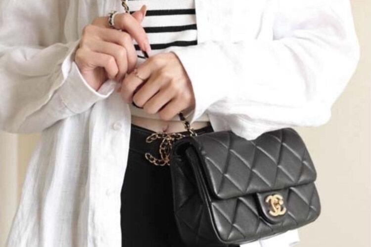 Túi CN 24S Small Flap Bag Black Lambskin GHW 20.5CM đen Da cừu