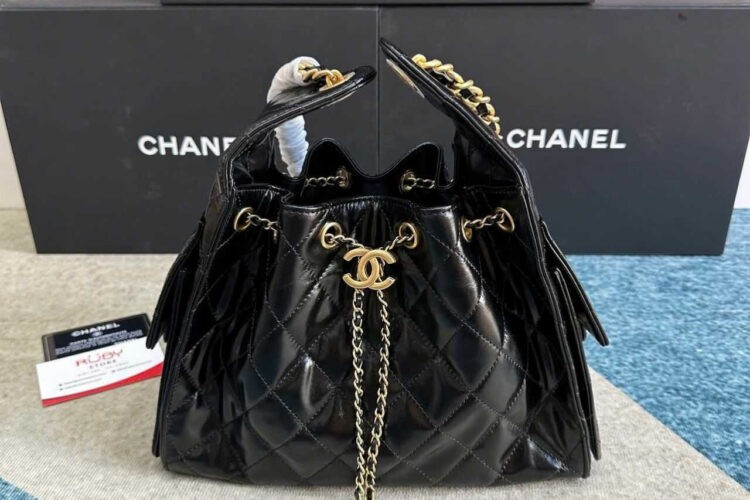 Túi CN 25 Small Handbag Black Calfskin Size 30 Màu đen