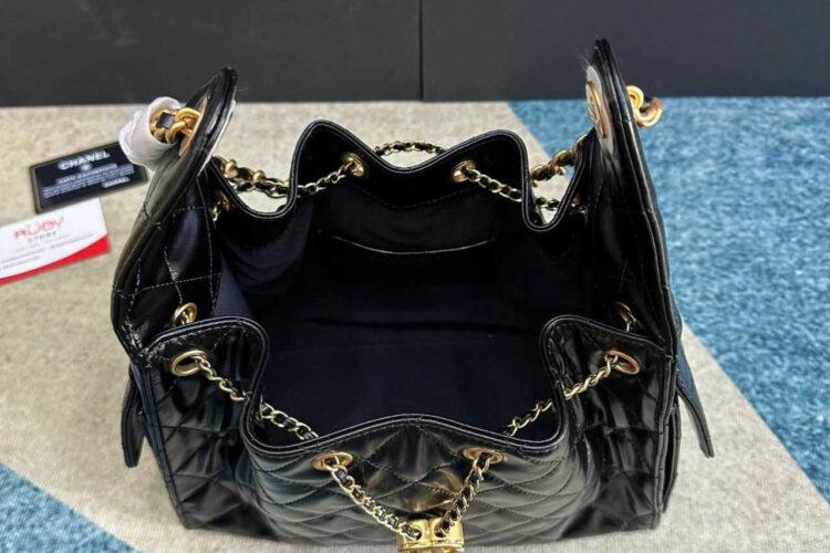 Túi CN 25 Small Handbag Black Calfskin Size 30 Màu đen