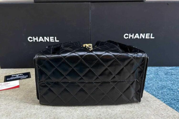 Túi CN 25 Small Handbag Black Calfskin Size 30 Màu đen