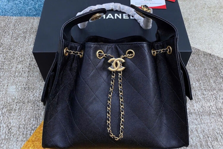 Túi CN 25 Small Handbag Black Caviar Size 30 Màu đen