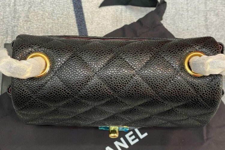 Tui CN Classic Mini Square Black Caviar GHW 16.5CM đen siêu cấp