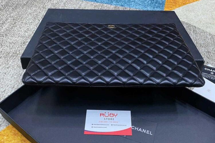 Túi CN Large Clutch Black Lambskin A69251 Màu Đen