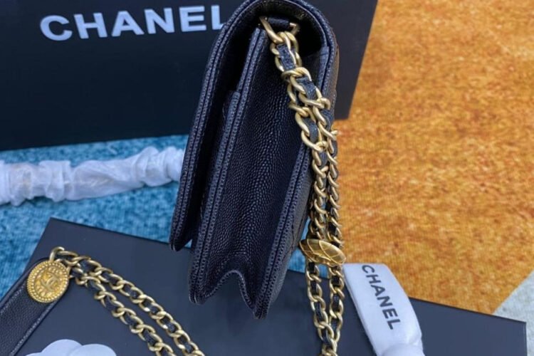 Túi CN Twist Your Button Woc Wallet on Chain Black Caviar GHW Best Pháp