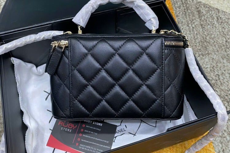 Túi CN Vanity Top Handle Black Lambskin 17CM Màu đen