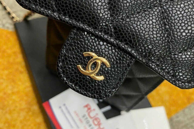 Túi CN Vintage Phone Holder Black Caviar GHW đen Khóa Vàng