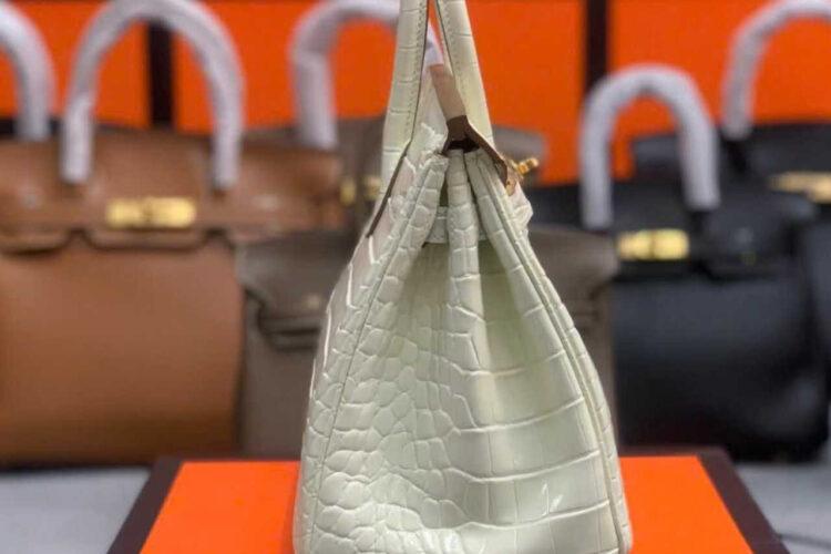 Túi Hermes Birkin 25 Beton Alligaor Embossed GHW Trắng Khâu Tay