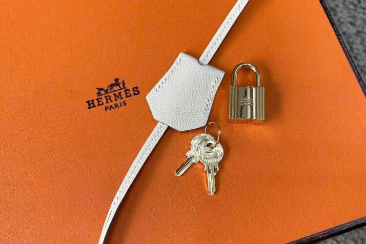 Túi Hermes Kelly 25 Craie Epsom GHW Màu Kem Da Nhập Khâu Tay