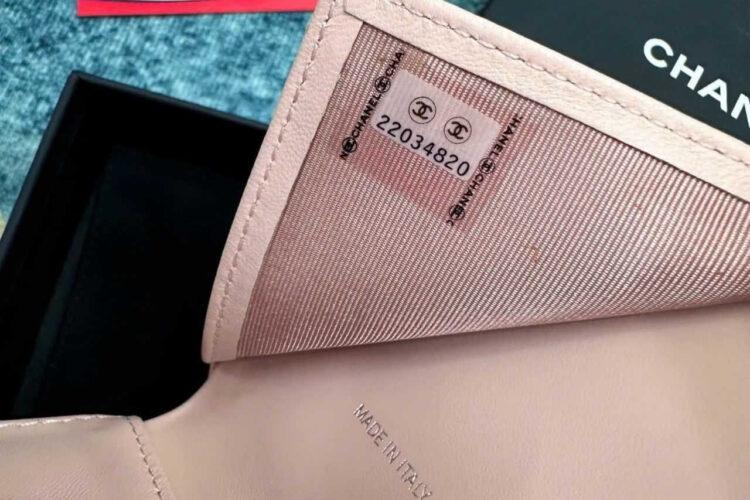 Ví CN Classic Flap Wallet Pink Lambskin SHW Màu Hồng