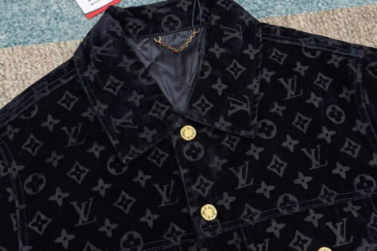 Áo LV Monogram Bleached Denim Jacket Xanh Dương