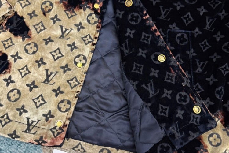 Áo LV Monogram Bleached Denim Jacket Xanh Dương