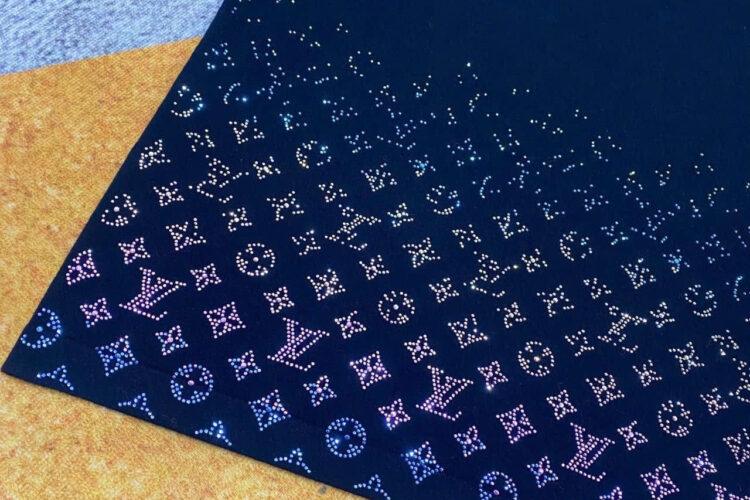 Áo LV Monogram Gradient Embellished Short-Sleeved Crewneck Black