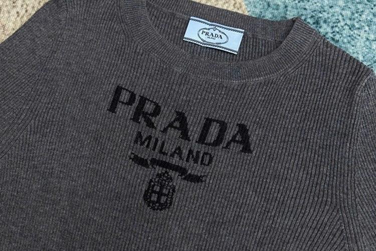 Áo Len Prada Logo-Intarsia Wool Jumper Grey Màu Xám