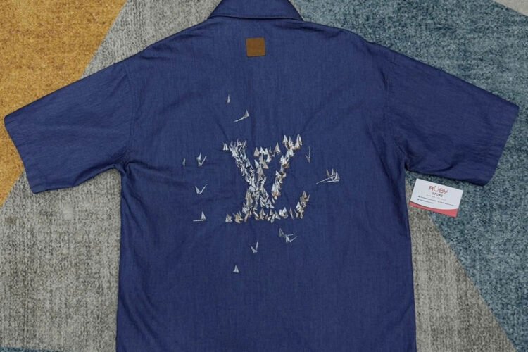 Áo Sơ Mi LV Embroidered Chambray Short-Sleeved Shirt Xanh dương