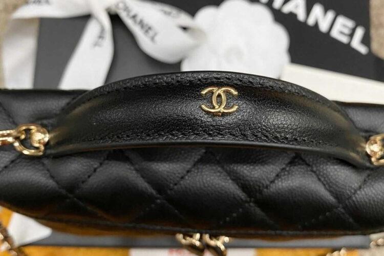 Túi CN 25C Vanity With Chain Black Caviar Màu đen