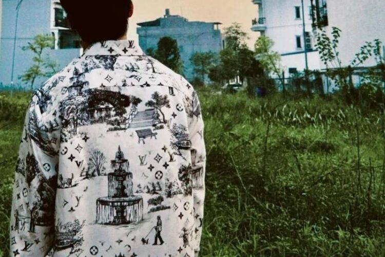 Áo LV Long-Sleeved Silk Shirt Allover Monogram City Walk Print Best Quality
