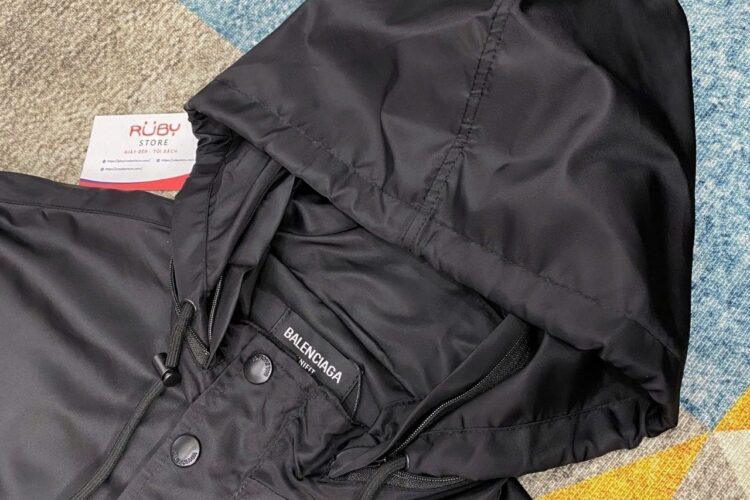 Áo Balenciaga Men's Black Tape Nylon Bomber Đen