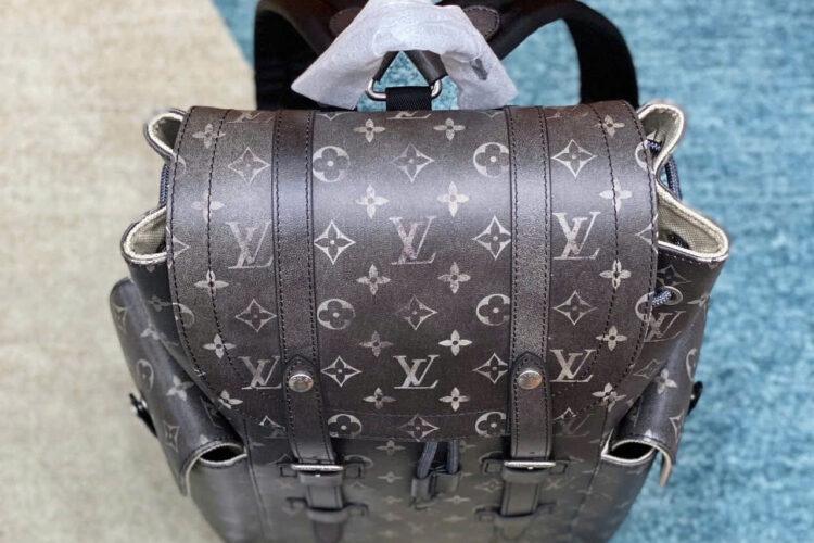Ba Lô LV Christopher MM Backpack M11521 Brushed Monogram Cowhide Leather