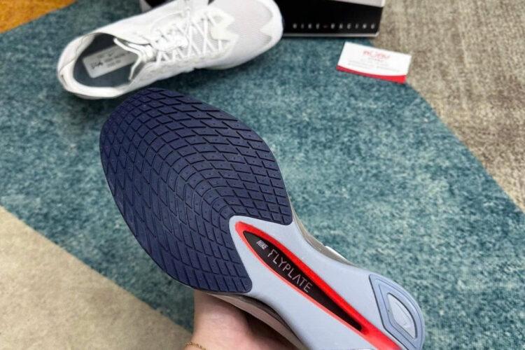 Giày Nike Vaporfly 4 White Obsidian Mist Trắng Đen