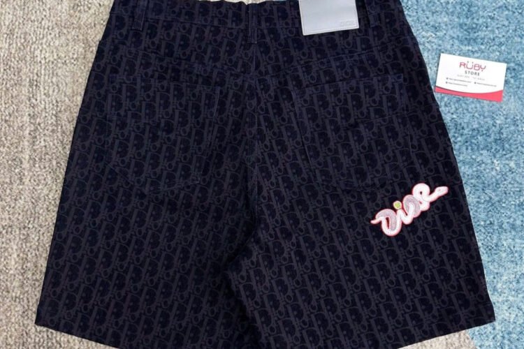 Quần Short Dior And Kaws Jean Heritage Dior Oblique Shorts