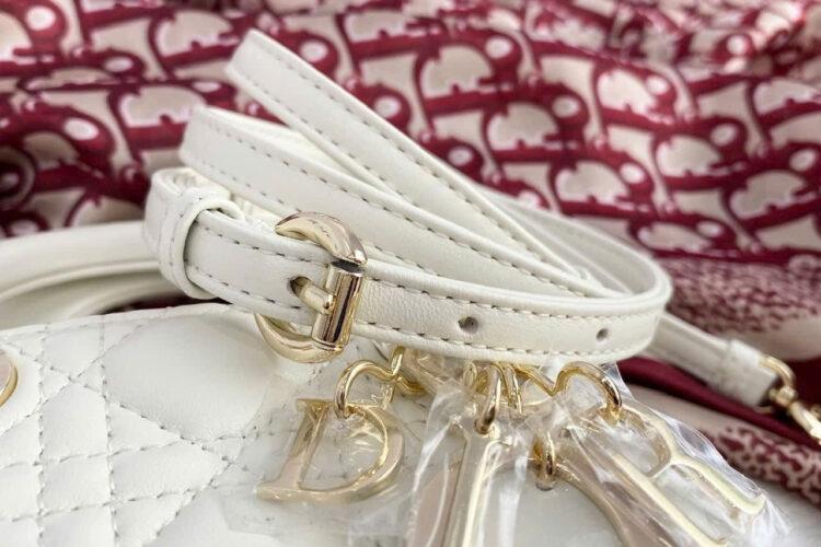 Túi Micro Lady Dior Lady Latte Lambskin GHW Màu Kem