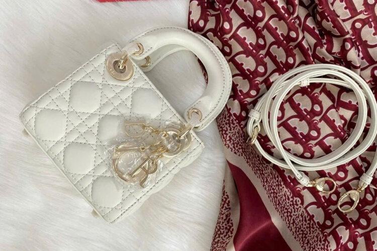 Túi Micro Lady Dior Lady Latte Lambskin GHW Màu Kem