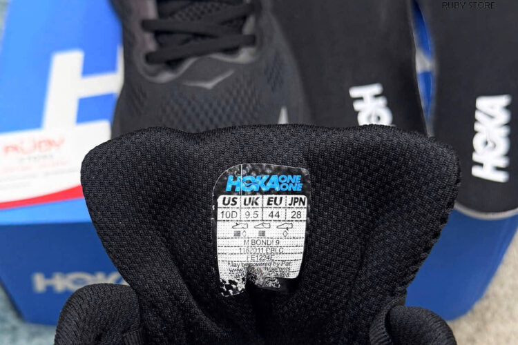 Hình ảnh thực tế Giày Hoka Bondi 9 Triple Black Màu Đen tại Ruby Store