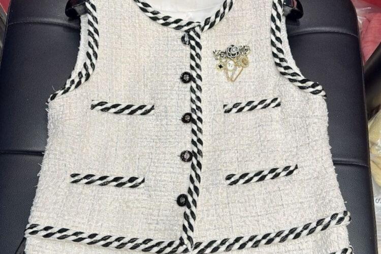 Áo CN 2025 Tweed Vest White Black Customized Trắng Đen