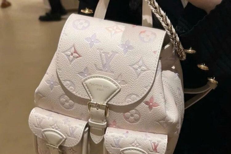 Ba Lô LV Backup Monogram Empreinte M15113 Màu Kem