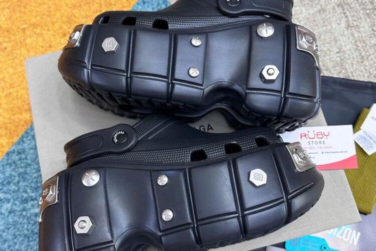 Dép Balenciaga HardCrocs Mule In Black Rubber Màu Đen