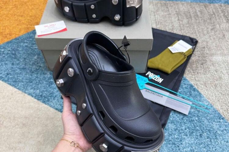 Dép Balenciaga HardCrocs Mule In Black Rubber Màu Đen
