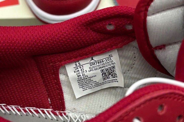 Giày Air Jordan 1 Low OG Travis Scott Chicago đỏ trắng