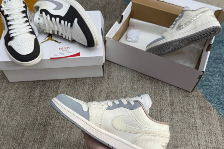 Giày Air Jordan 1 Low Sail Soft Pearl Màu Kem Xanh