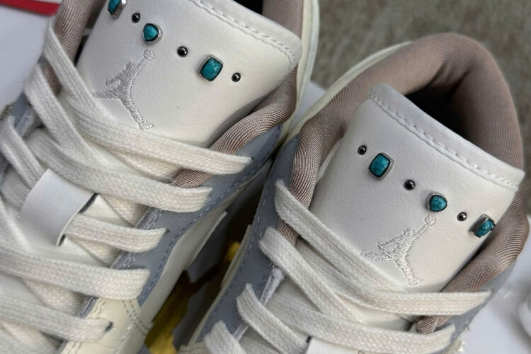 Giày Air Jordan 1 Low Sail Soft Pearl Màu Kem Xanh