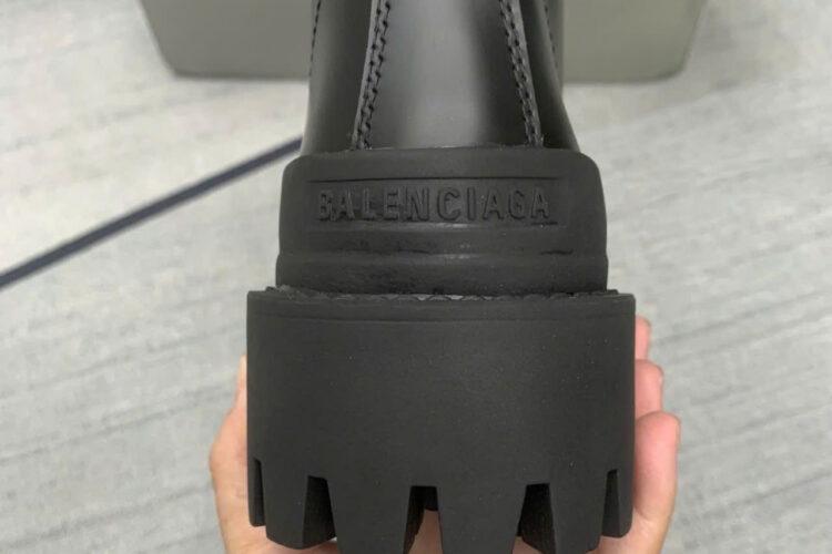 Giày Balenciaga Strike Lace Up Boots Black Calfskin Màu Đen