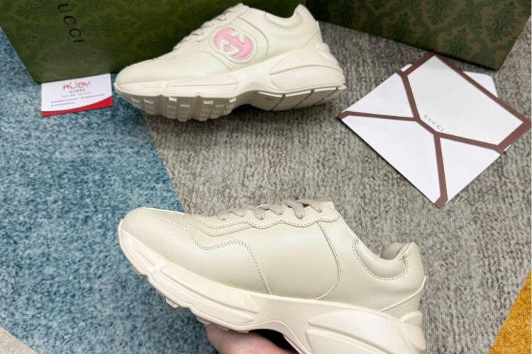 Giày Gucci Rhyton Sneaker Ivory Trắng hồng