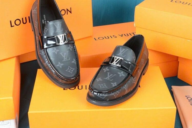 Giày Lười LV Major Loafer Monogram Canvas Màu Đen