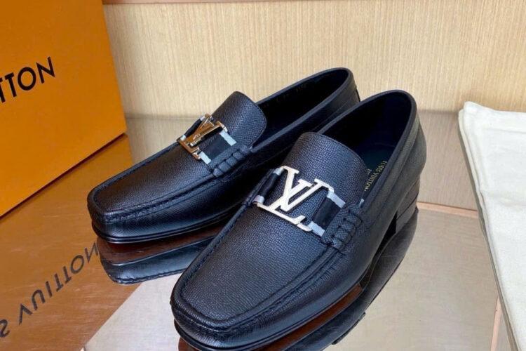 Giày Lười LV Montaigne Loafer Black Taiga Leather Màu Đen